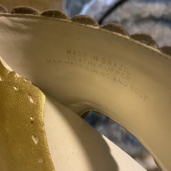 BCBGeneration White Wedge Sandals 7.5 - Picture 8 of 9